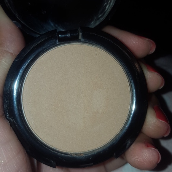 Foundation - Picture 3 of 4